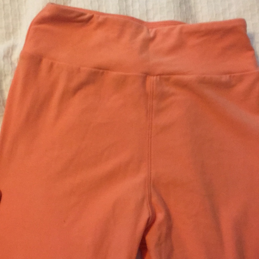 Lularoe Tween peach leggings
